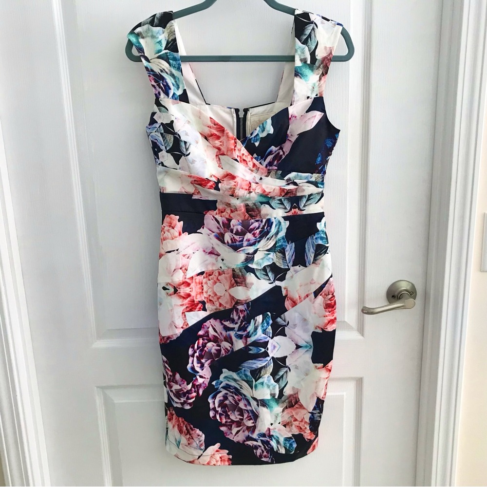 ✴️Lipsy of London Satin Floral Pleat Sheath Dress,Sz10, NWT